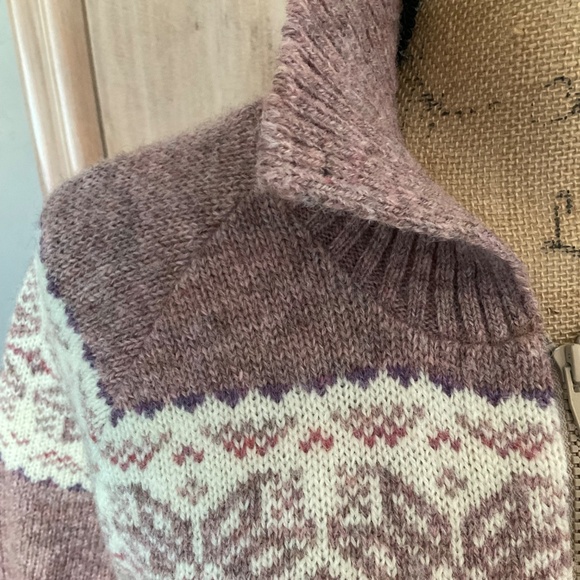 Vintage Scottish Wool Fair Isle Zip Up Sweater - Picture 6 of 16